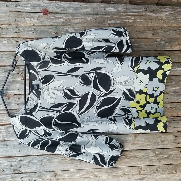 VINTAGE Y2K 90S BCBG MAXAZRIA MEDIUM FLORAL ART PRINT BLOUSE ROMANTIC SLEEVE - Picture 2 of 9